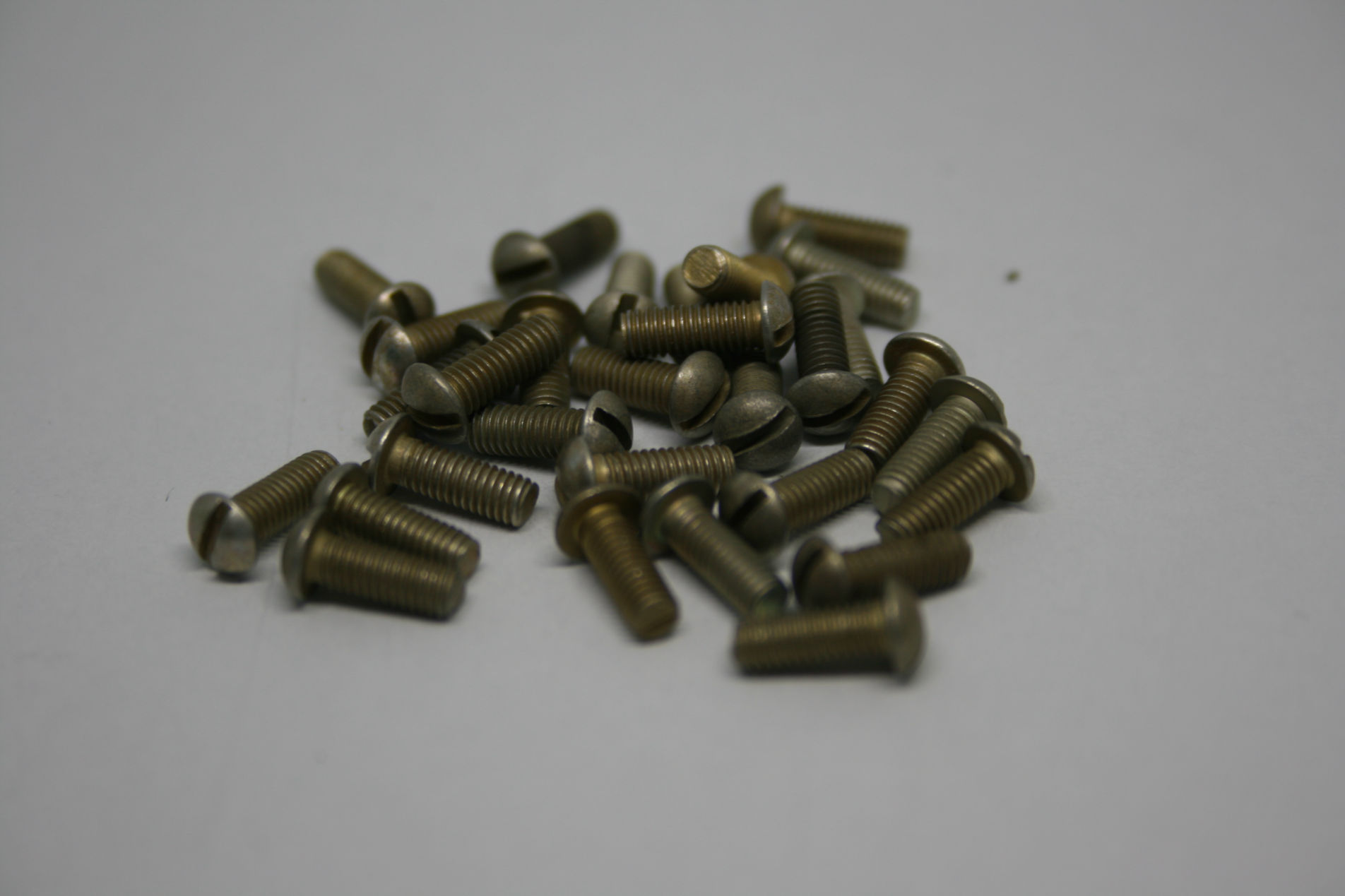 Round head aircraft screws with full thread 3170A-3-8